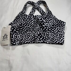 The Free Yoga Black and White Patterned Sports Bra